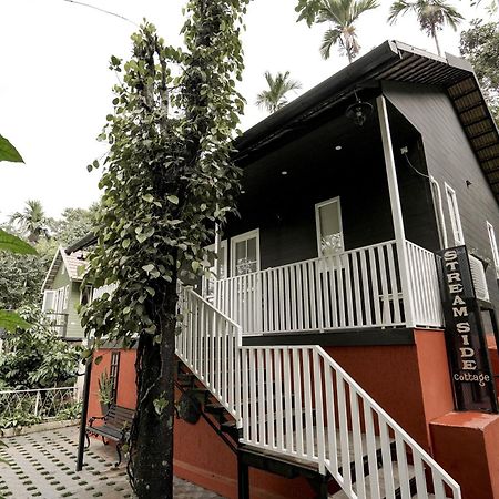 Iron Bridge Cove Villa Meppadi Luaran gambar