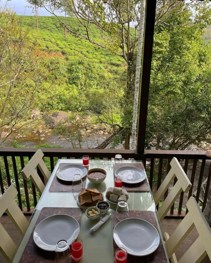 Iron Bridge Cove Villa Meppadi Luaran gambar