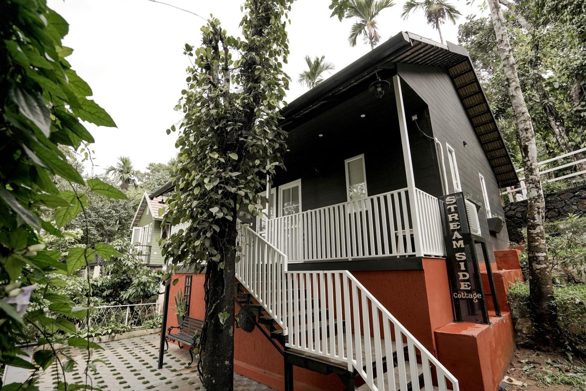 Iron Bridge Cove Villa Meppadi Luaran gambar